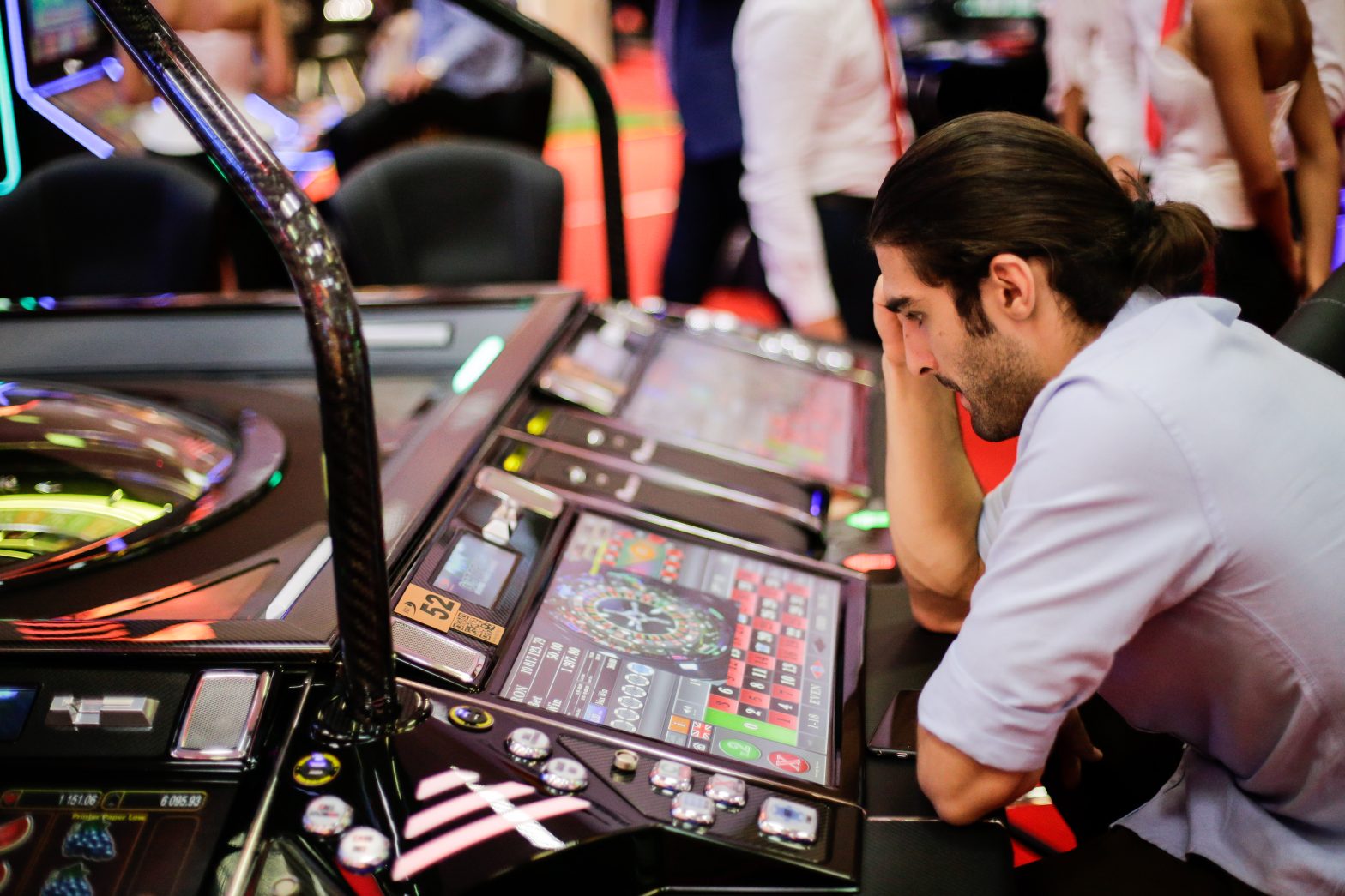 jocuri de noroc saracie