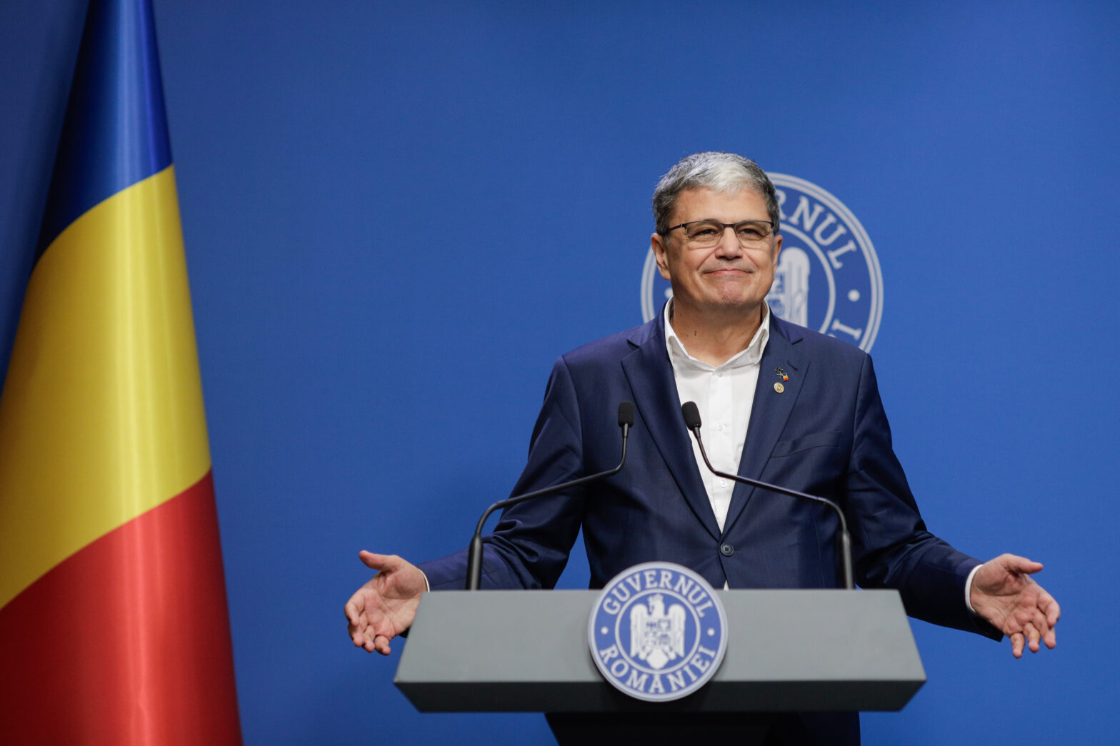 guvern finante microintreprinderi intreprinderi legate