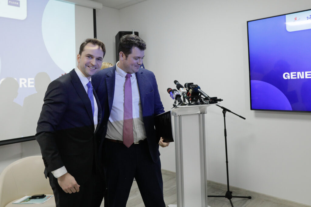 nuclear doicesti panorama cu alp