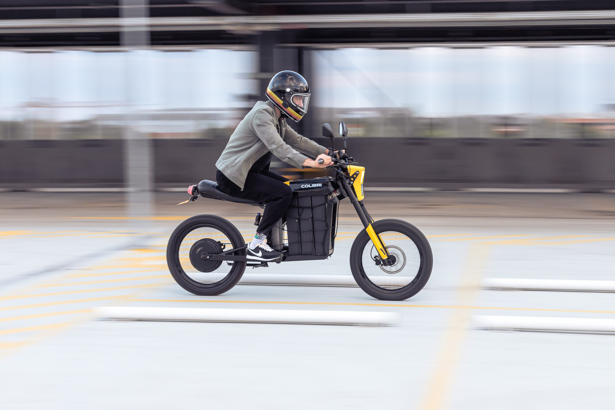 Colibri M22, prima motocicletă electrică produsă în România. Sursă foto: Petre Georgescu