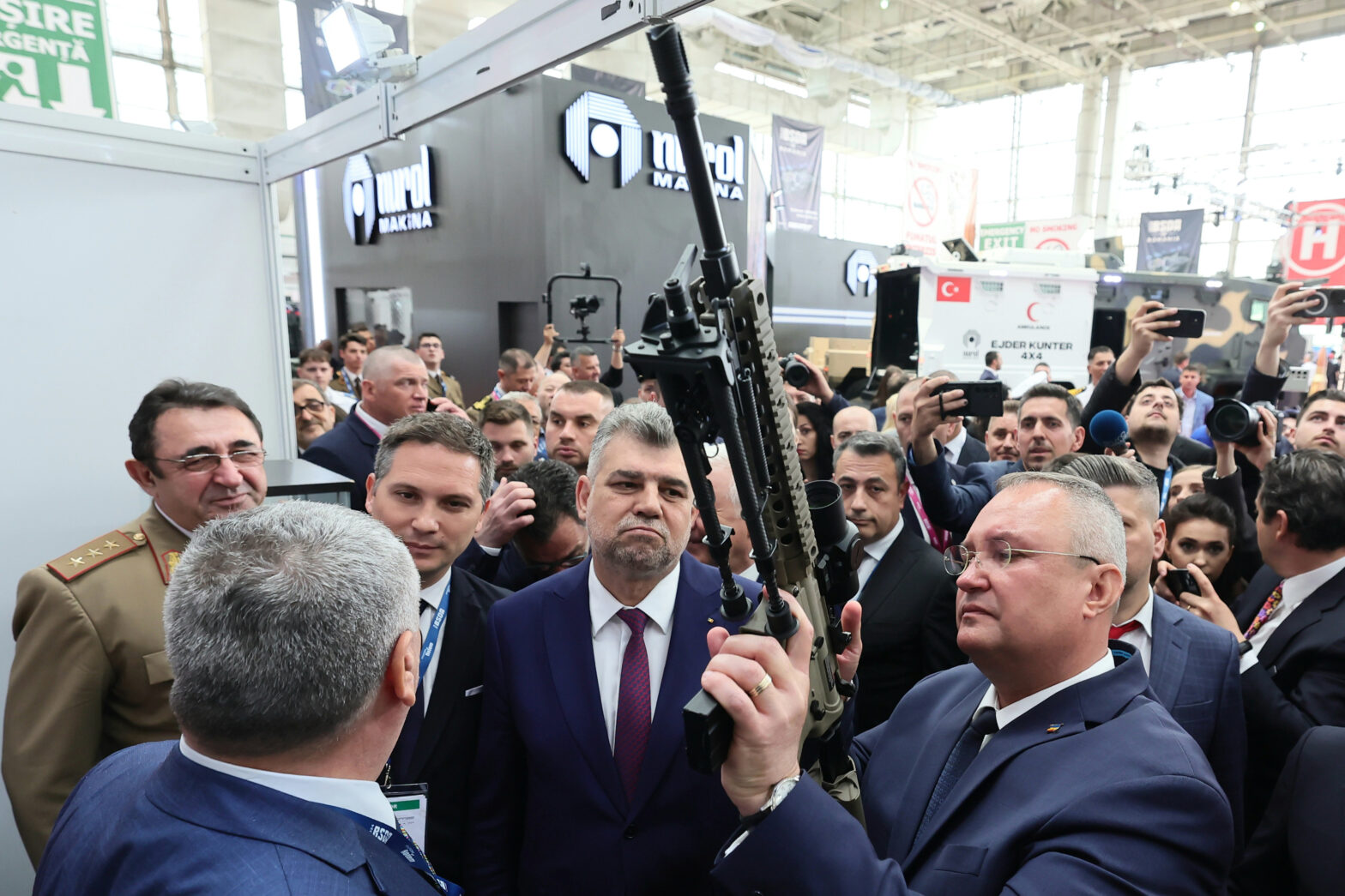 ciuca carte erou irak